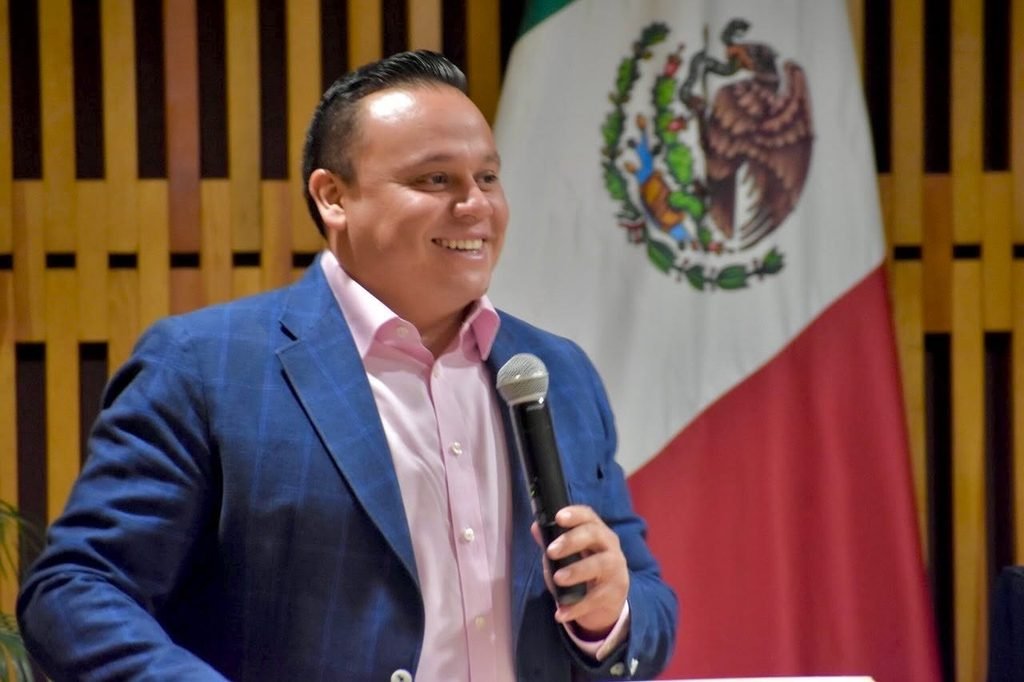 Toño Navarro 1 (1)