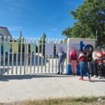Madres buscan evitar deserción y traslados de alumnos en Las Tortugas; SEG dice sí
