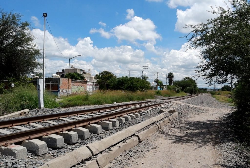 Vecinos de Ex Hacienda reclaman atención; autoridades afirman que sí hay servicios