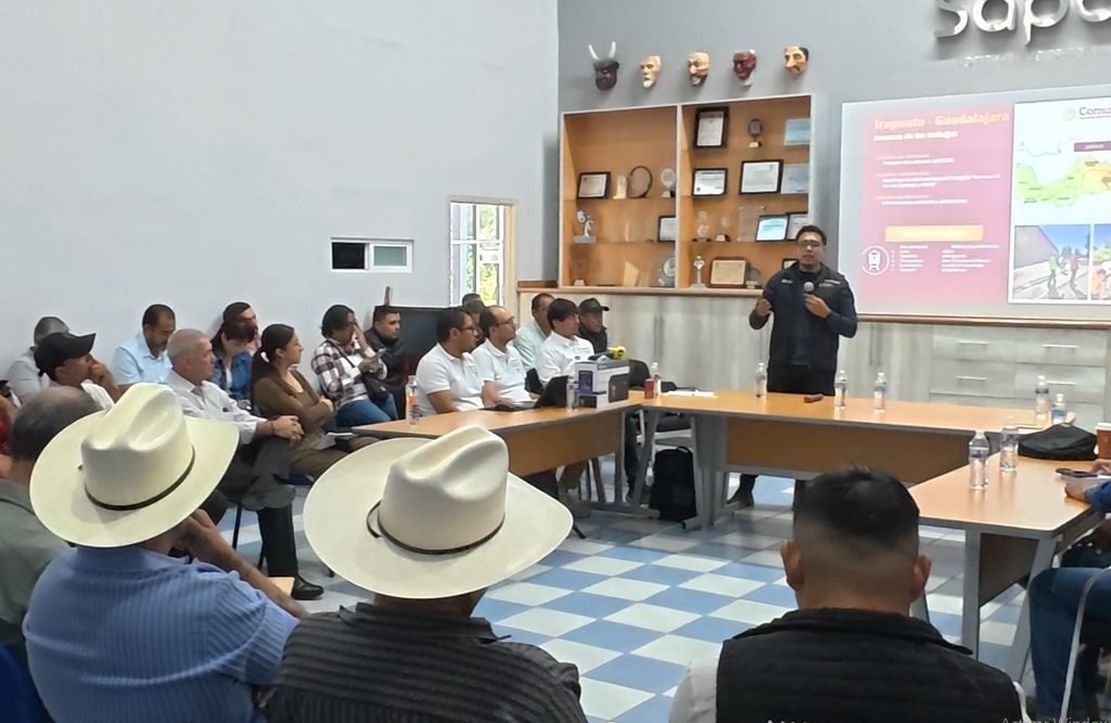 Agricultores llevarán posibles afectaciones por el Tren Interurbano al Gobierno Federal